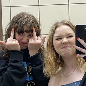 Meet your Posher, Maddie